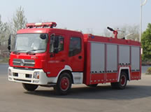 東風153單橋6-8方泡沫消防車